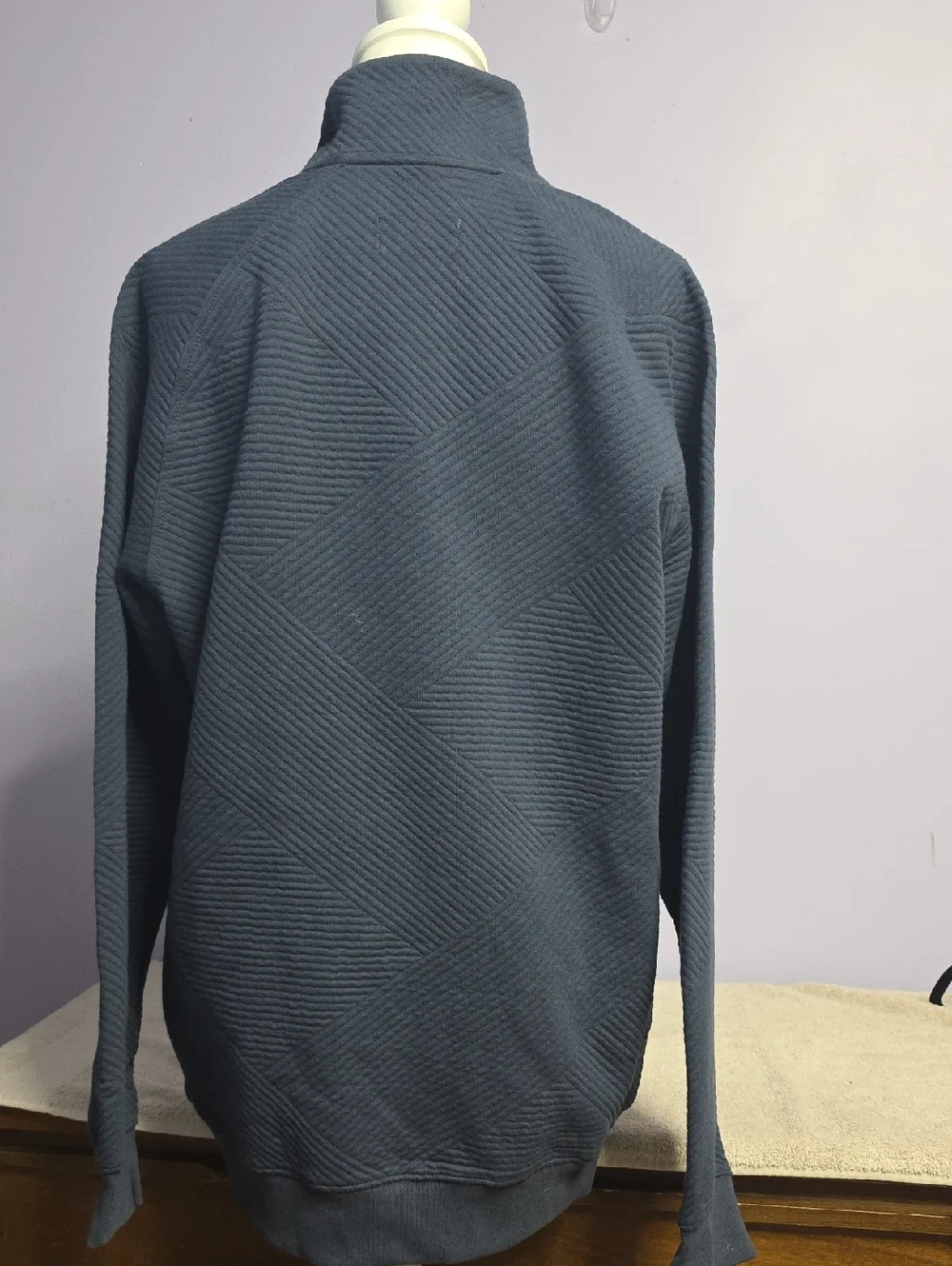 Goodfellow & Co Men's Slate Blue Quilted Mock Neck Four Button Sweatshirt